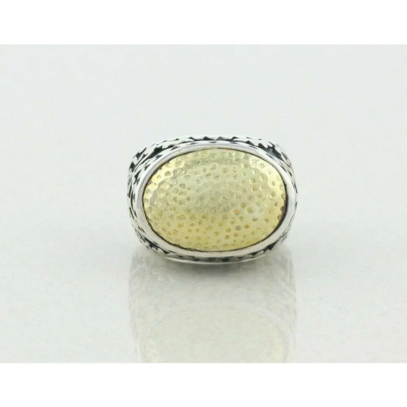 Unbranded Jewelry - Sterling Silver Large Ring Gold Plated Center with Leaf Design Sides size 8
